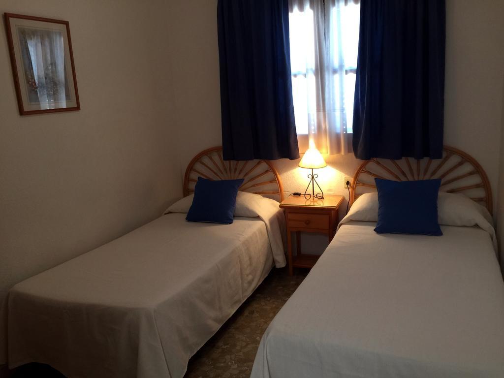 Hostal Juan De Austria II Aguadulce  Rum bild