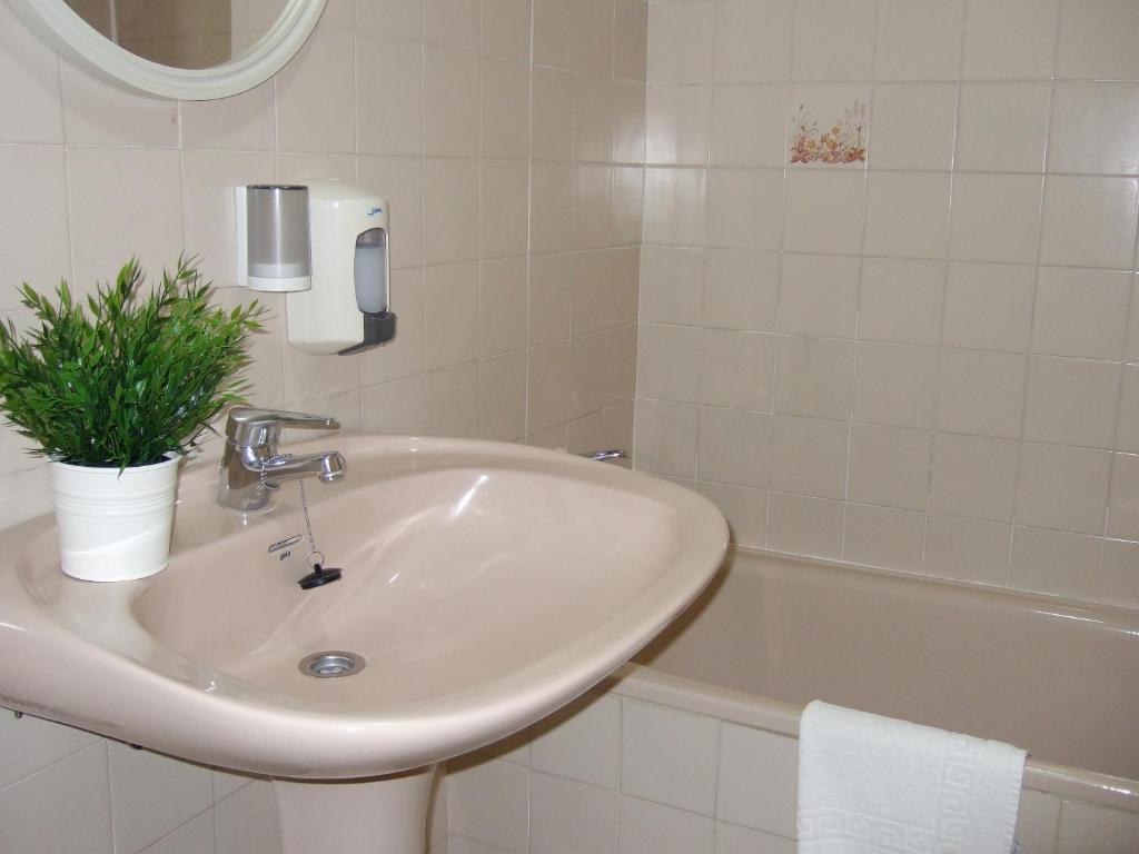 Hostal Juan De Austria II Aguadulce  Rum bild