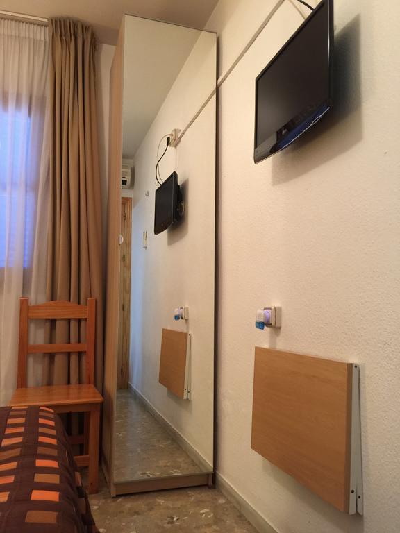 Hostal Juan De Austria II Aguadulce  Rum bild